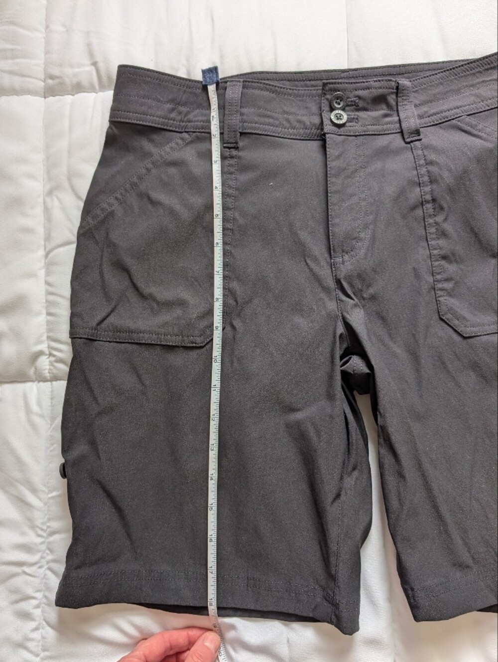 Eddie Bauer Black Women's Athletic Hike Roll-Cuff Shorts Size 8 Some Stretch - Picture 8 of 14